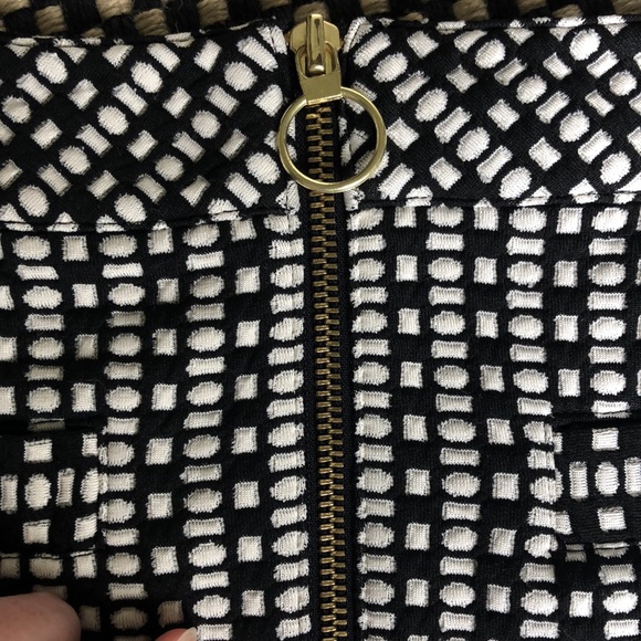 Express skirt size 8 - Picture 3 of 3